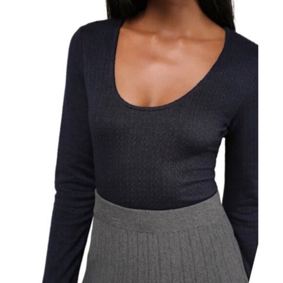 Lulus NWT Simple Adoration Pointelle Scoop Neck Sweater in Navy Blue Size Medium - Picture 1 of 12